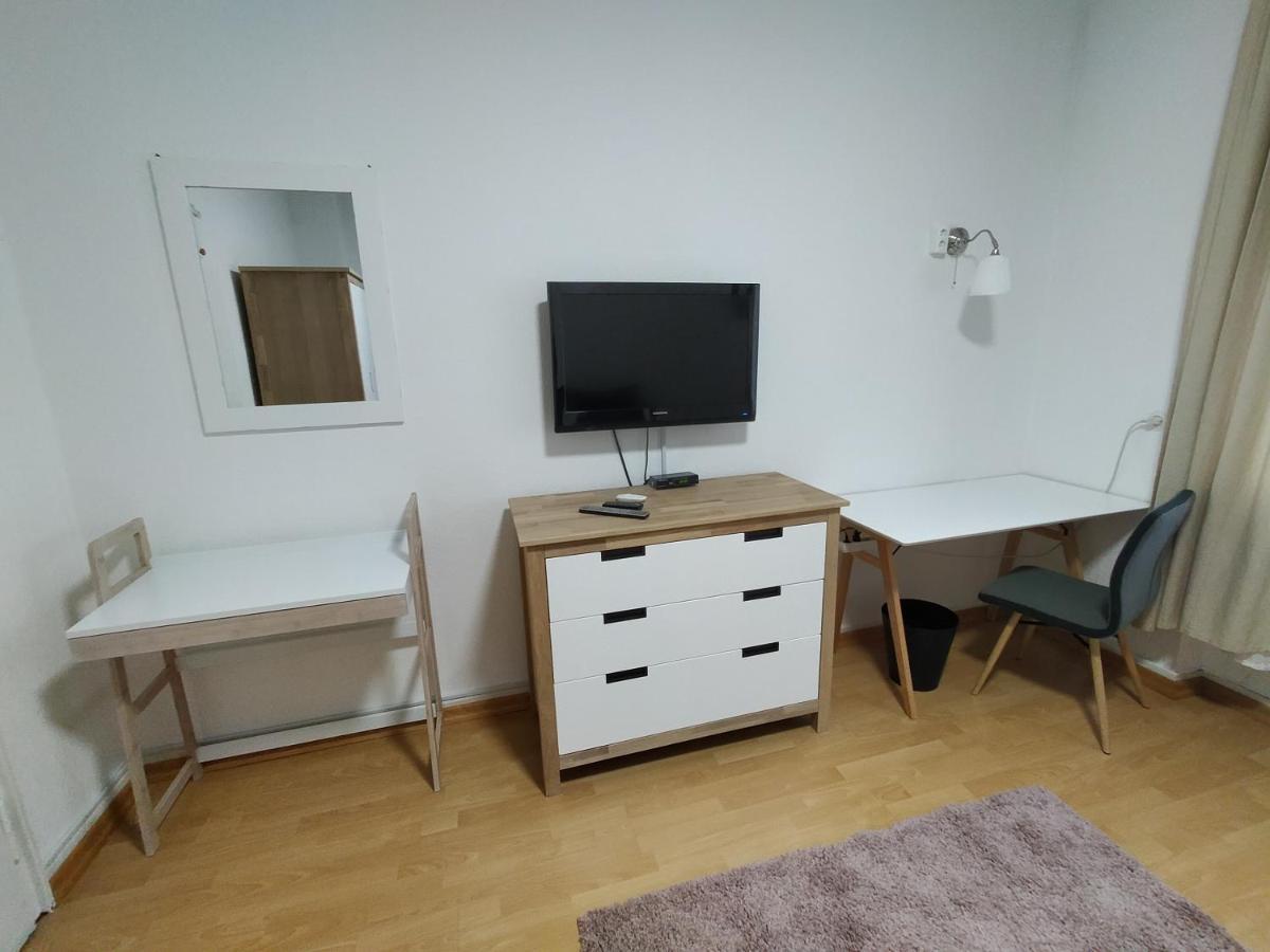 Ferienwohnung Macfewo Im Zentrum Von Майен Экстерьер фото